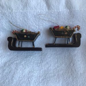 Vtg Hand Painted Wooden Sleigh Ornament 2pcs Candy Cane Presents Balls 3" x 2"